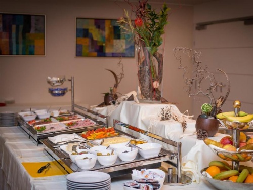 Pakat Suites Hotel image 7