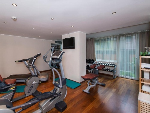 Pakat Suites Hotel image 2